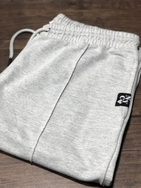 WOMEN FRONT SEAM TROUSER